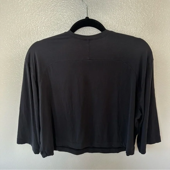 Lululemon Modal Relaxed-Fit Cropped Short-Sleeve Shirt in Black, Size 8 - Picture 7 of 9